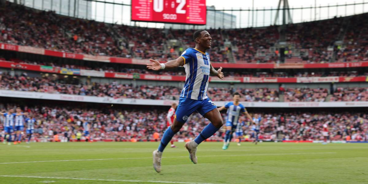 Pervis Estupiñán cumplió 100 partidos con el Brighton