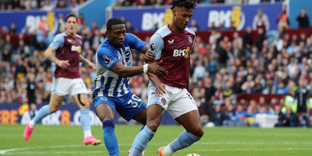 Así fue el autogol que anotó Pervis Estupiñán en la derrota de su equipo contra el Aston Villa