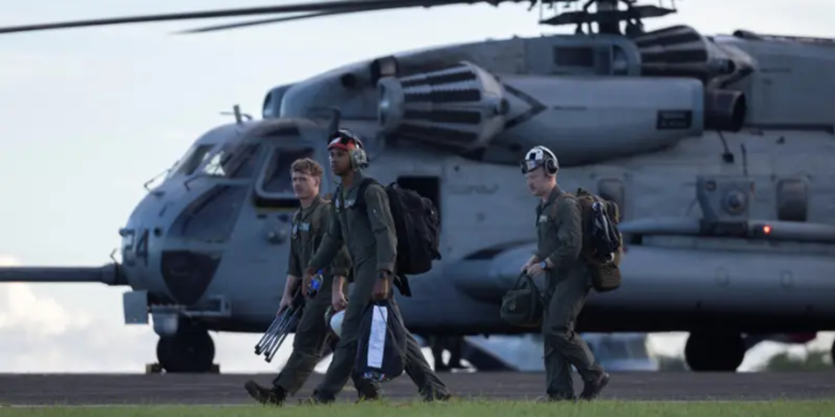 Por qué el despliegue del ejército de EE.UU. en el Caribe y los ejercicios militares reavivan una tensión histórica en Puerto Rico