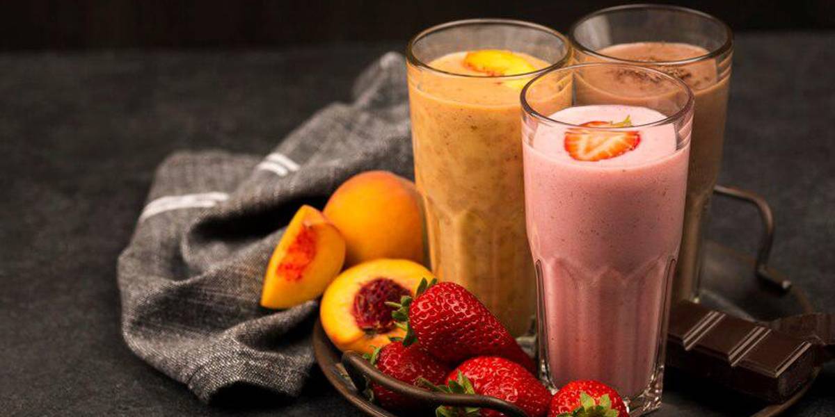 Siete deliciosas recetas de licuados con avena para toda la semana