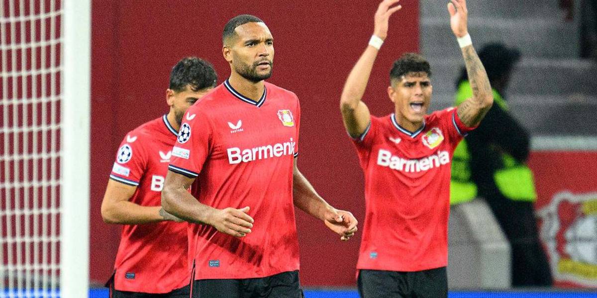 El Bayer Leverkusen no descarta vender a Piero Hincapié siempre y cuando Jonathan Tah renueve
