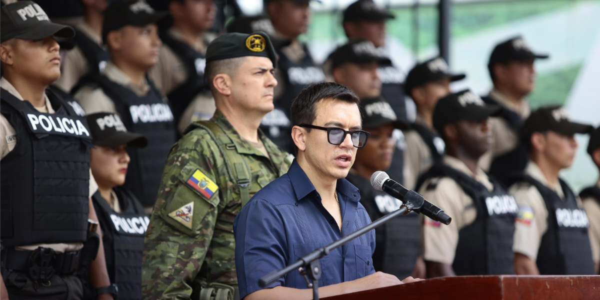 Noboa dice que los criminales están acorralados en su Gobierno y que la Policía responderá con más fuerza