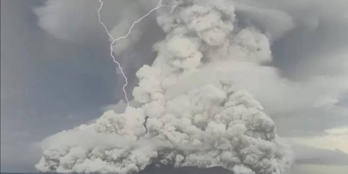 Tonga: lo que se sabe de los daños tras la violenta erupción y posterior tsunami