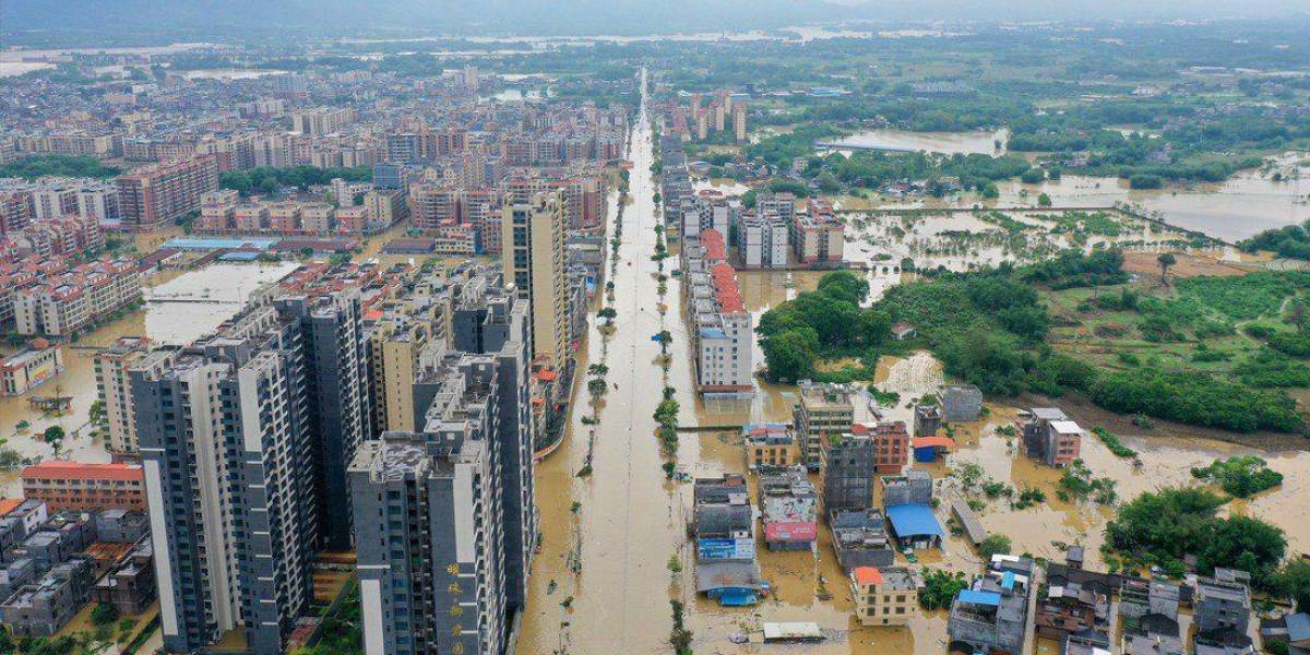 China: tres muertos y 11 desaparecidos por las inundaciones