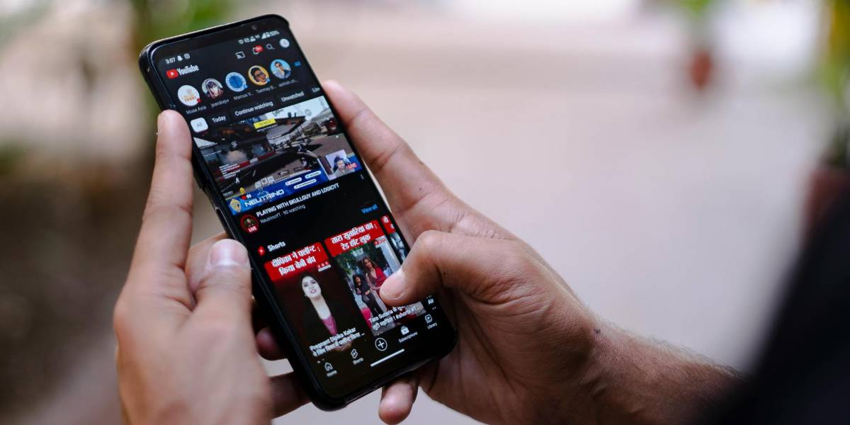 YouTube cancela las suscripciones Premium creadas con una VPN de otros países para pagar precios más bajos