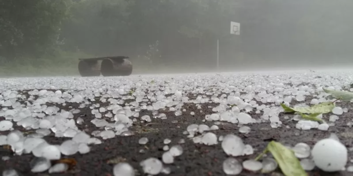 Por qué hay más tormentas de granizo y con piedras más grandes como la que causó la muerte de una bebé en España