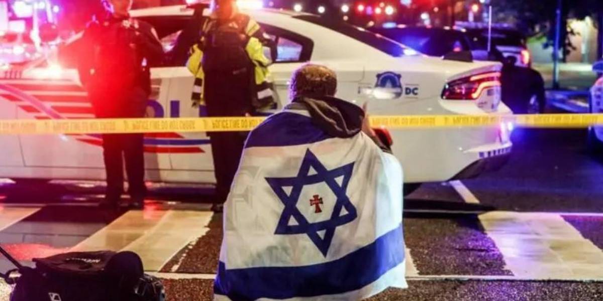Asesinan a tiros a dos empleados de la embajada de Israel cerca del Museo Judío en Washington