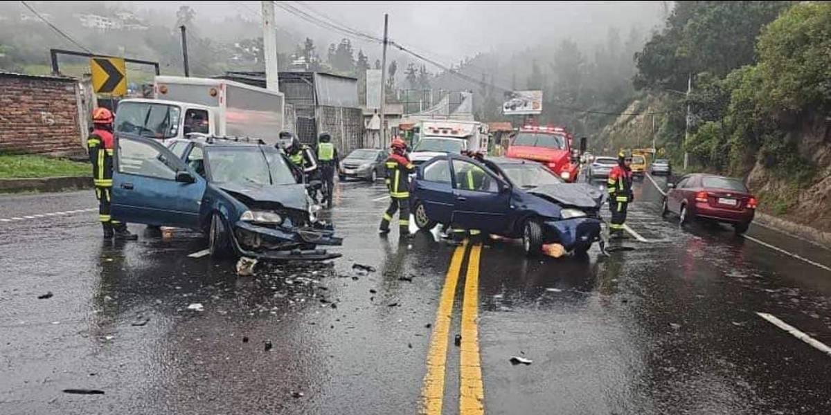 Frío y lluvia se registra en Quito, la mañana de este 20 de febrero