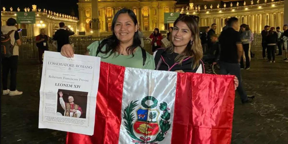 Para nosotros es como ganar un Mundial: la efusiva reacción de los peruanos en el Vaticano tras la elección del nuevo papa León XIV