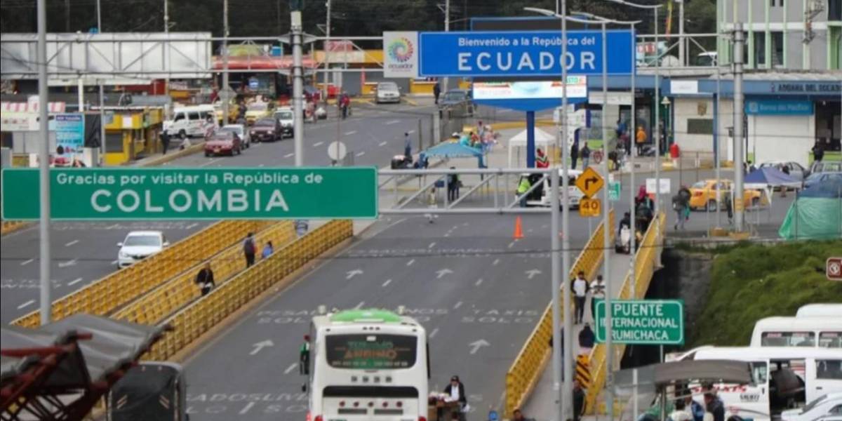 Colombia y Ecuador acuerdan nuevo protocolo para mercancías en la frontera