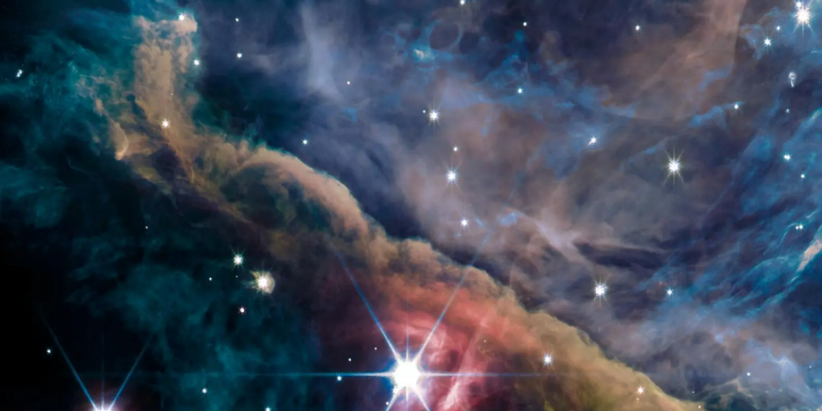 Telescopio Webb captura impresionantes imágenes de la Nebulosa de Orión