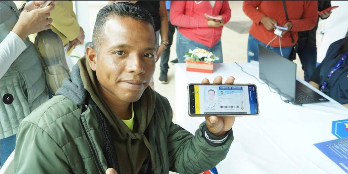 1,2 millones de licencias digitales se han entregado, en 2023, a escala nacional