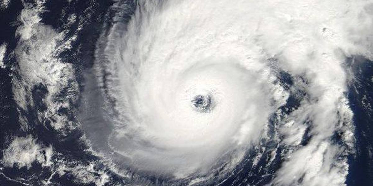 Erin se convierte en huracán catastrófico con categoría 5 en el Atlántico