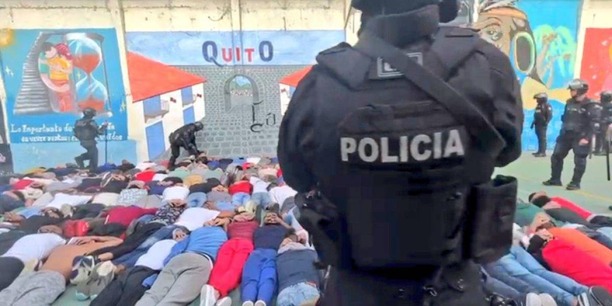 La Policía ejecutó un operativo en la cárcel de El Inca ante alerta de enfrentamientos