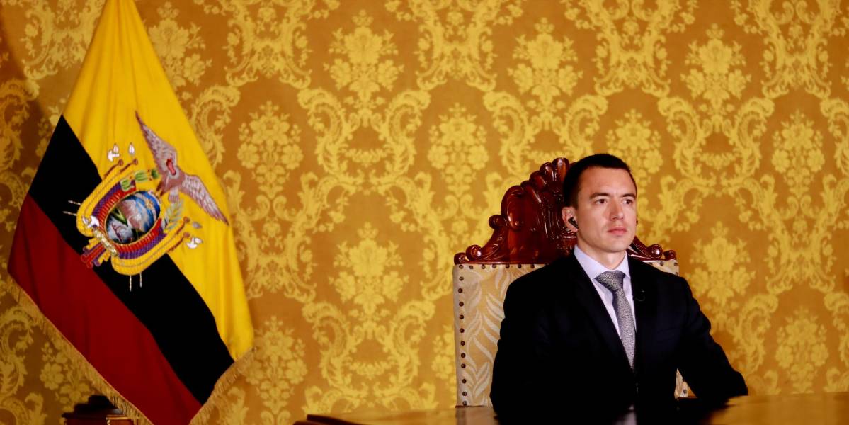 Noboa reconoce que necesita ayuda internacional para combatir al crimen organizado