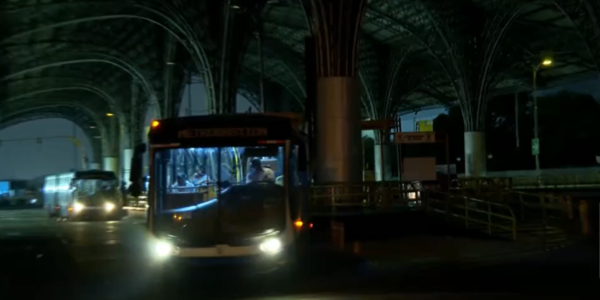 Guayaquil: La falta de iluminación, pone en riesgo la seguridad de los usuarios de la Terminal de Metro Bastión