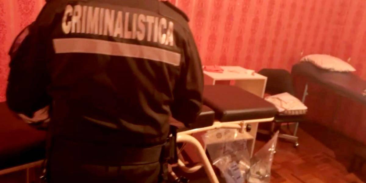 La Fiscalía investiga la muerte de una mujer en un consultorio médico, en Pichincha