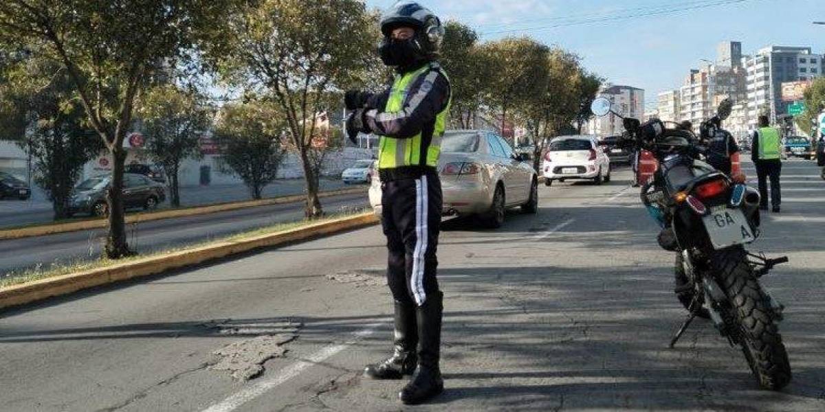 Quito: Pasos para liberar un vehículo retenido por infringir el Pico y Placa