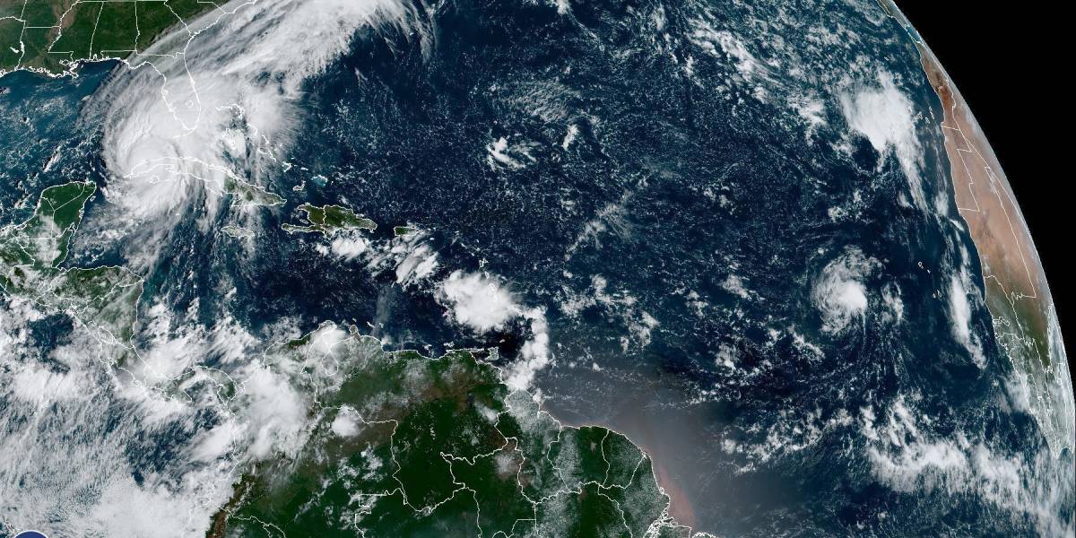 Poderoso huracán Ian categoría 3 golpea el oeste de Cuba