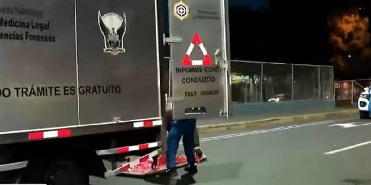 Quito | Un hombre murió atropellado en la av. Libertadores; el paso vehicular se suspendió en un tramo de la vía