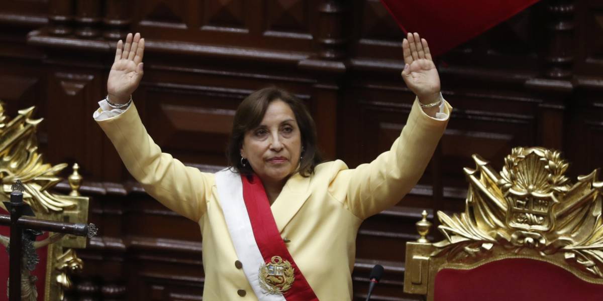EN VIVO: Perú posesiona a Dina Boluarte como su primera presidenta en la historia