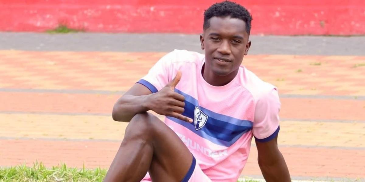 Un futbolista recibió una habilitación provisional para fichar por Emelec