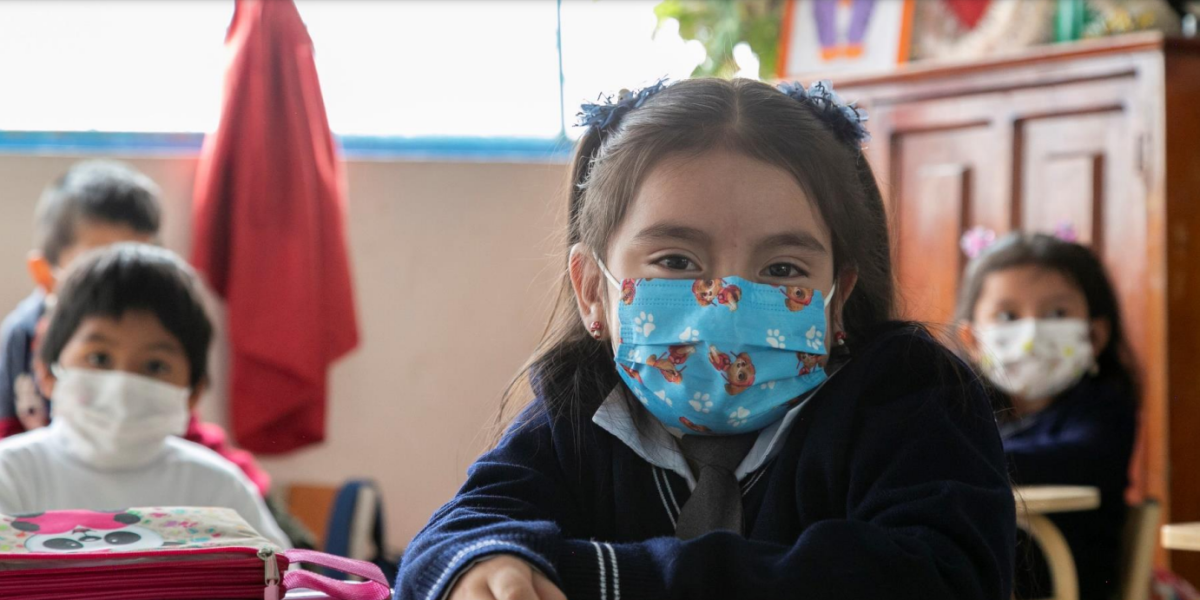 Ecuador sin mascarilla: guía para evitar el contagio de covid-19 de los niños en las escuelas