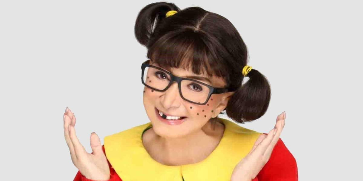 La Chilindrina preocupa a sus fans tras sufrir aparatosa caída en un teatro de México