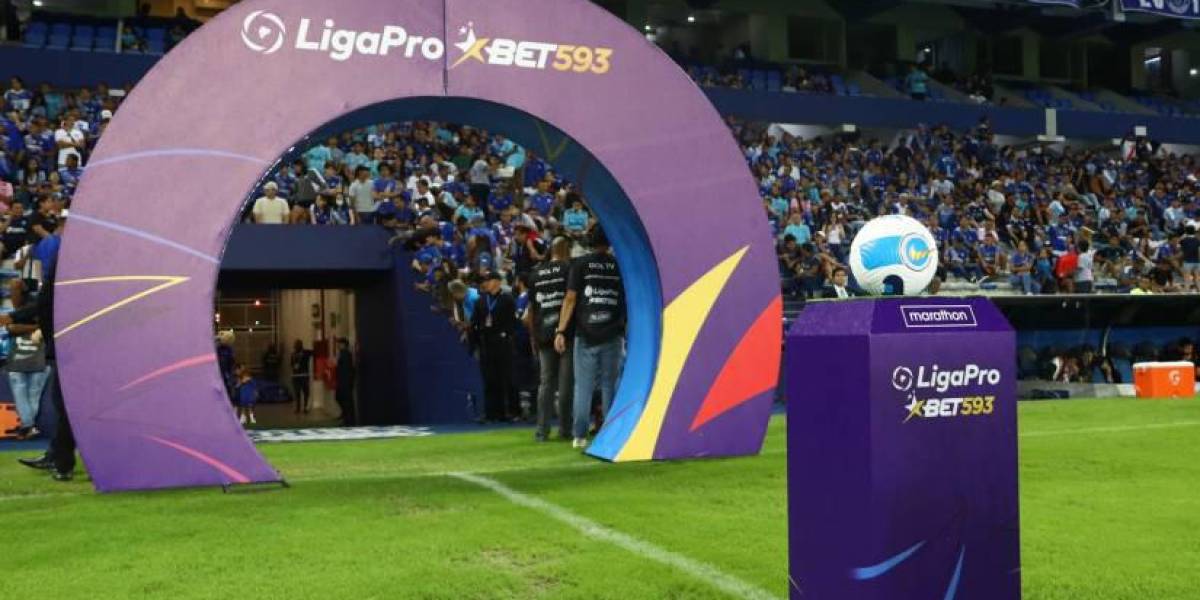 Liga Pro: Por acuerdo entre cableoperadoras, Miguel Ángel Loor confirma reanudación del campeonato nacional