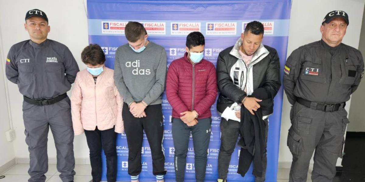 Una abuela de 73 años fue capturada en Bogotá por fabricar drogas sintéticas en su casa