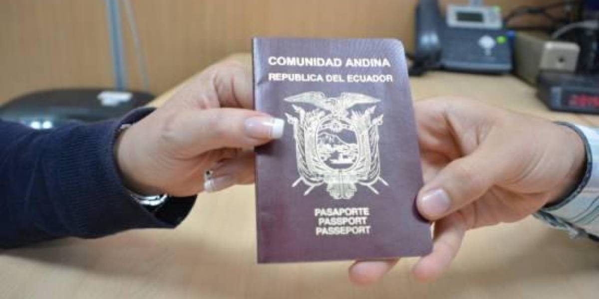 Lasso ordena eliminar el servicio exprés para tramitar un pasaporte