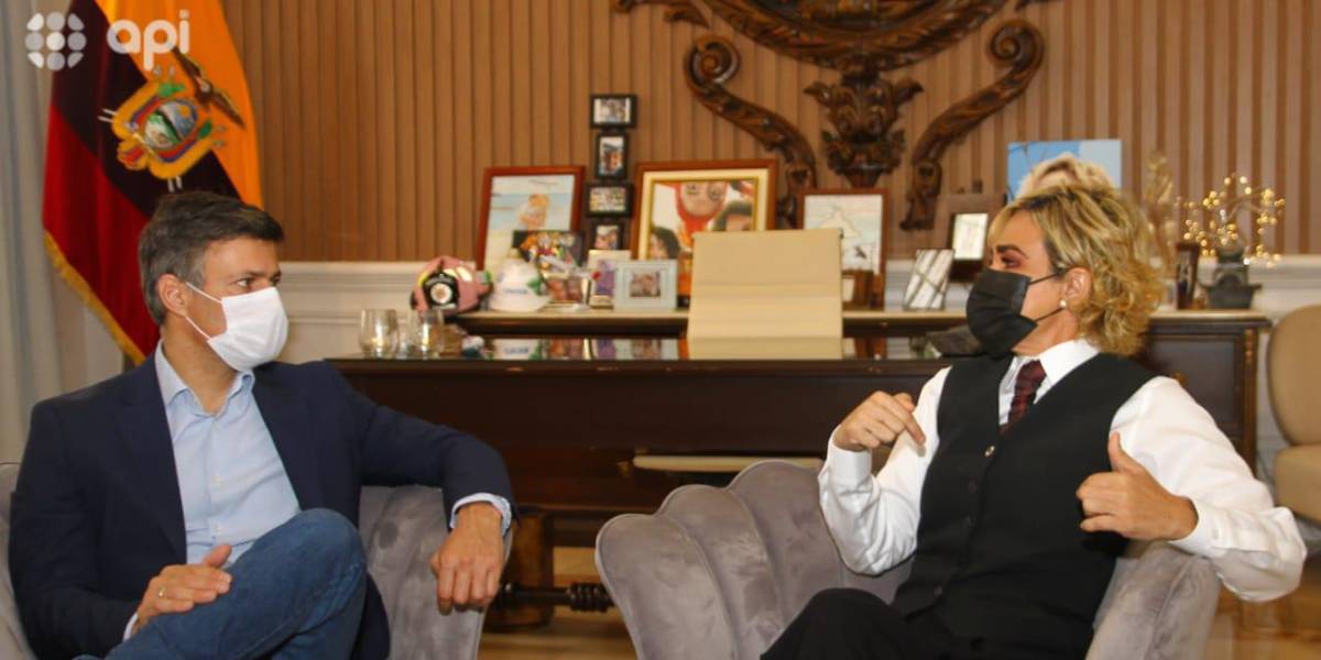Cynthia Viteri recibió a Leopoldo López en Municipio de Guayaquil