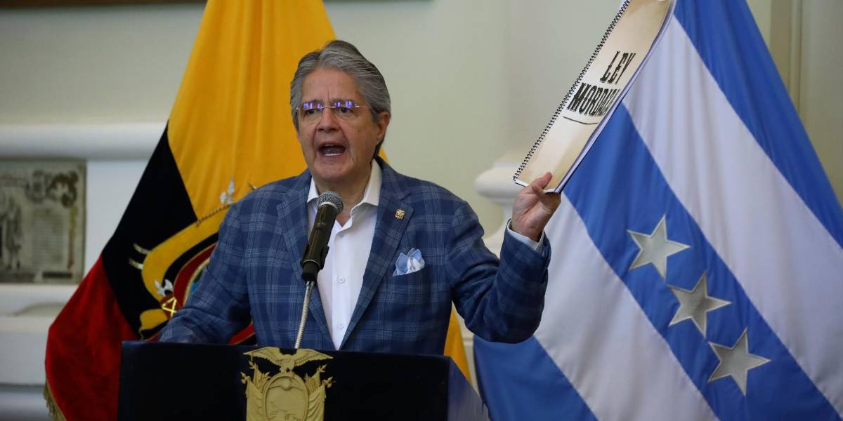Lasso tira a la basura la 'Ley Mordaza' y envía al Registro Oficial la reformada Ley de Comunicación