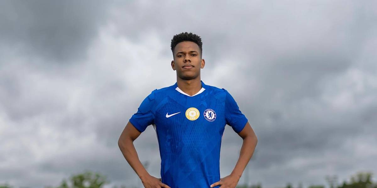 Chelsea presenta a Estêvão como su nueva joya