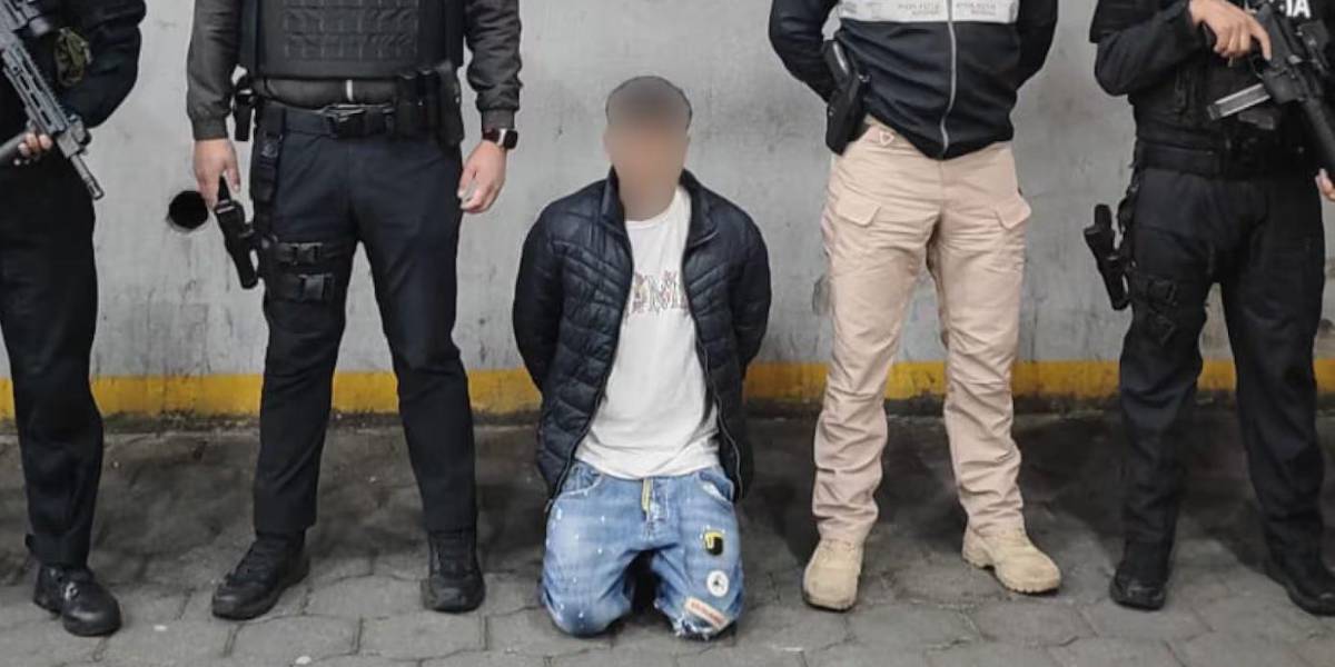 Un joven fue detenido por el asesinato de un pasajero en un bus en la av. Simón Bolívar