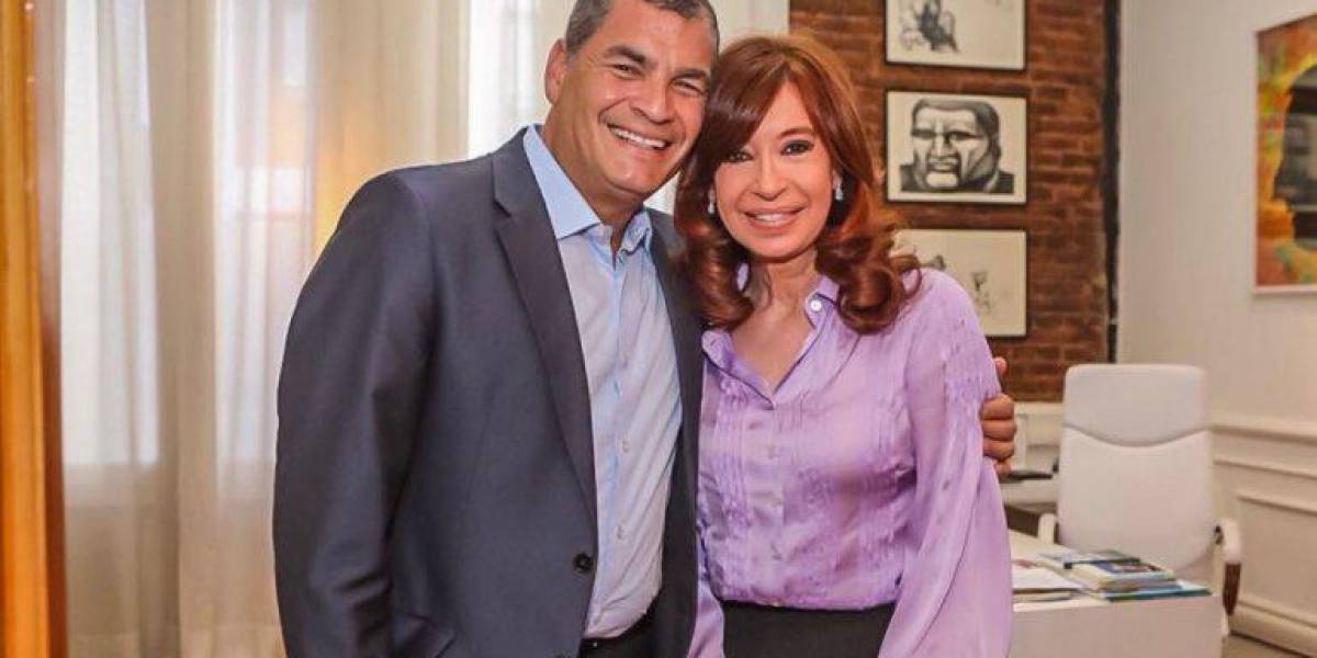 Cristina Fernández de Kirchner recibe el apoyo de socialistas del Grupo de Puebla