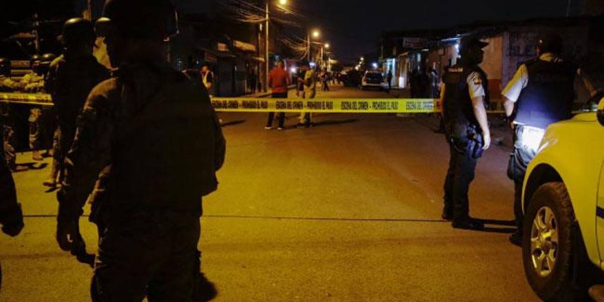 Prisión preventiva para un hombre que apuñaló más de 40 veces a su pareja, en Loja