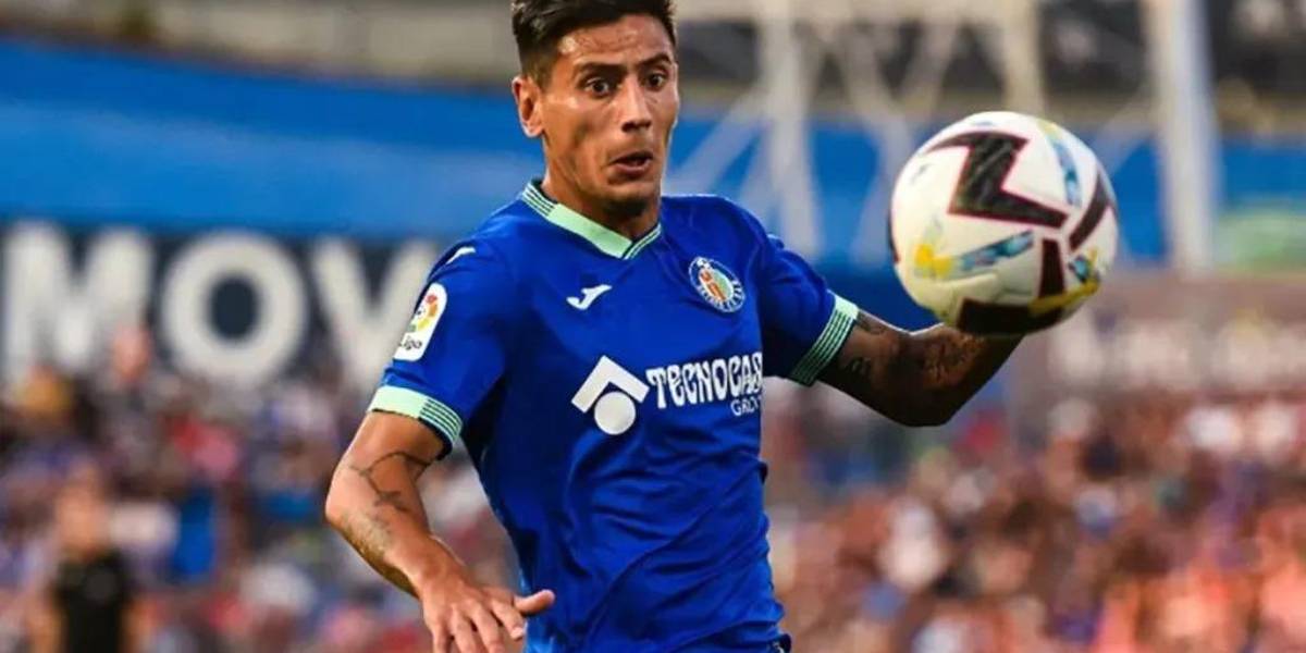 Corinthians ficha al lateral Fabrizio Angileri previo a su duelo contra Barcelona SC