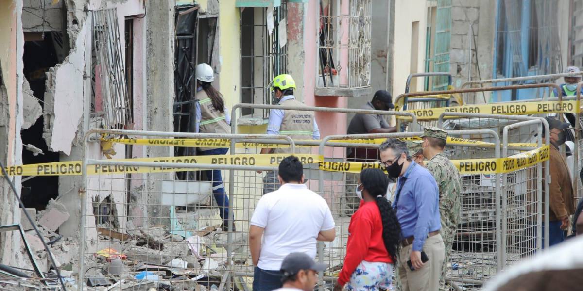 Diez hospitalizados y cinco detenidos en Guayaquil tras la explosión en Cristo del Consuelo