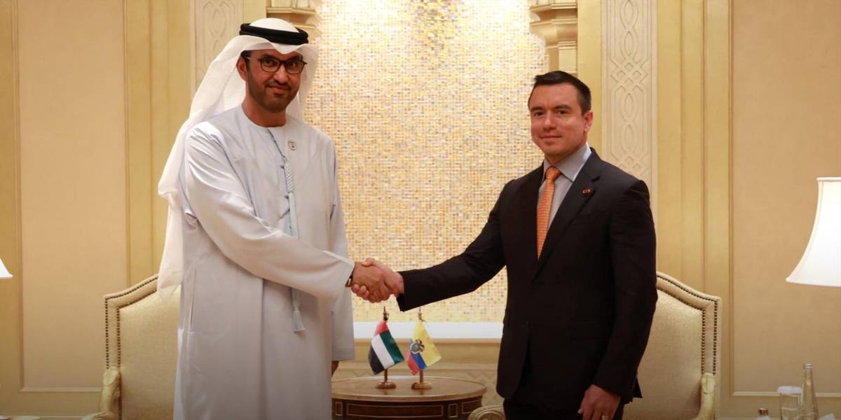 Noboa cerró su gira por Emiratos Árabes Unidos con acercamientos en el sector energético y renovable