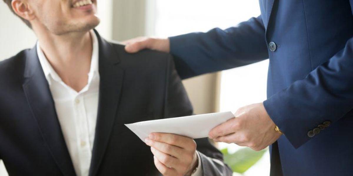 ¿Quiénes no tienen derecho a recibir el décimo tercer sueldo?