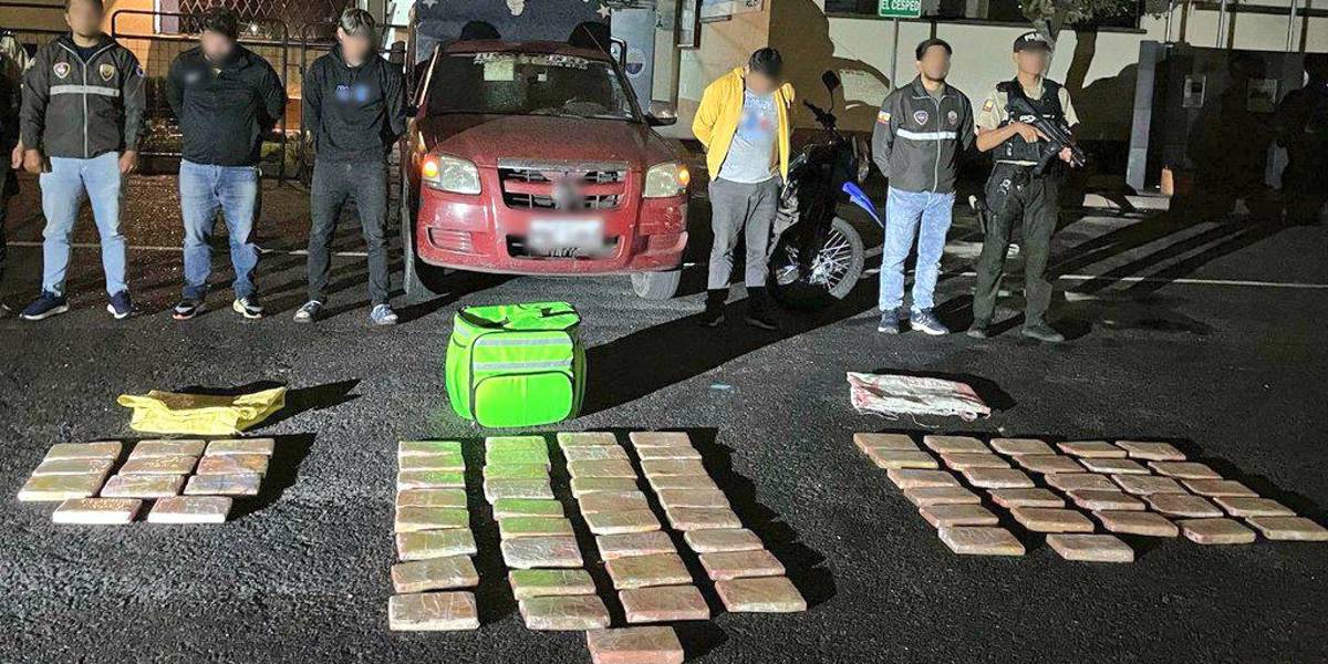 Quito | La Policía decomisó 74 kilos de pasta base de cocaína en Guamaní