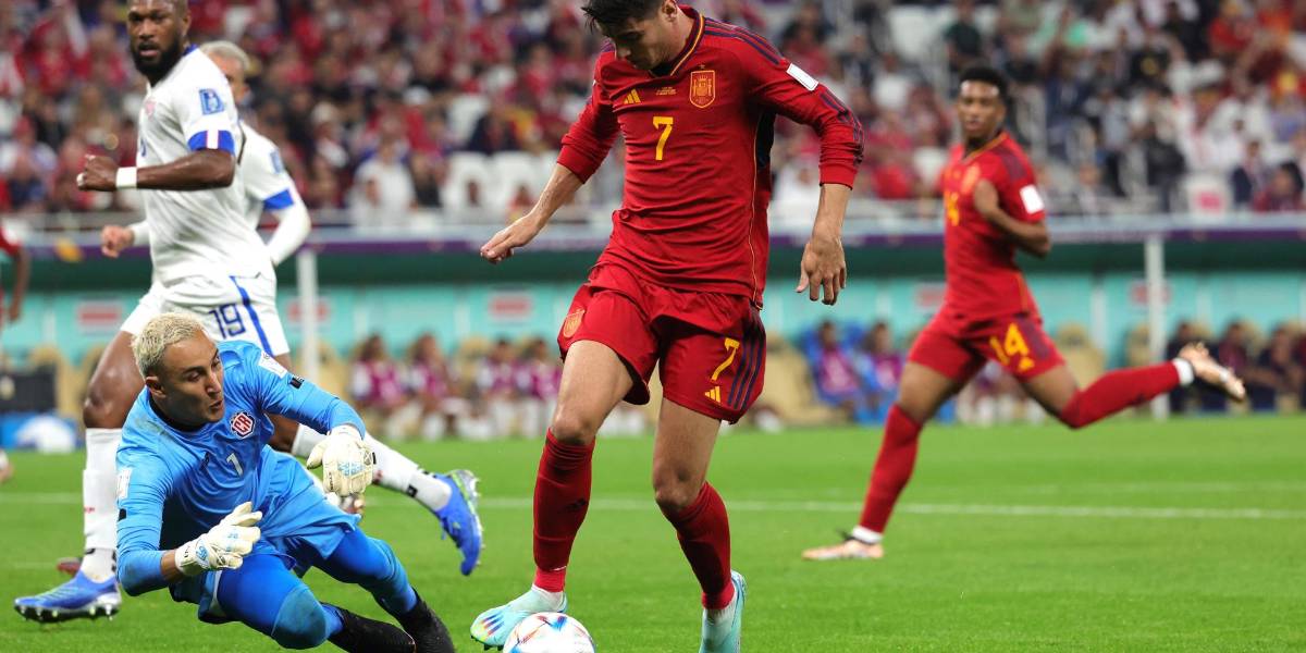 A Luis Fernando Suárez le preocupa que Costa Rica no salga de este bache tras perder 7-0 ante España