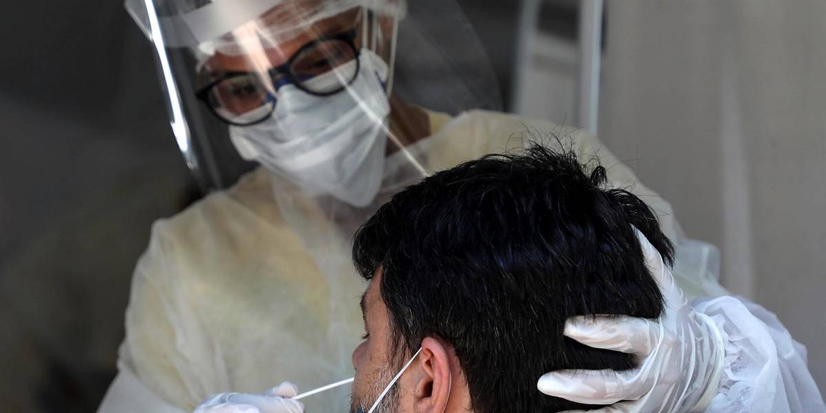 América encara el 2022 con más de cien millones de casos y en alerta por ómicron