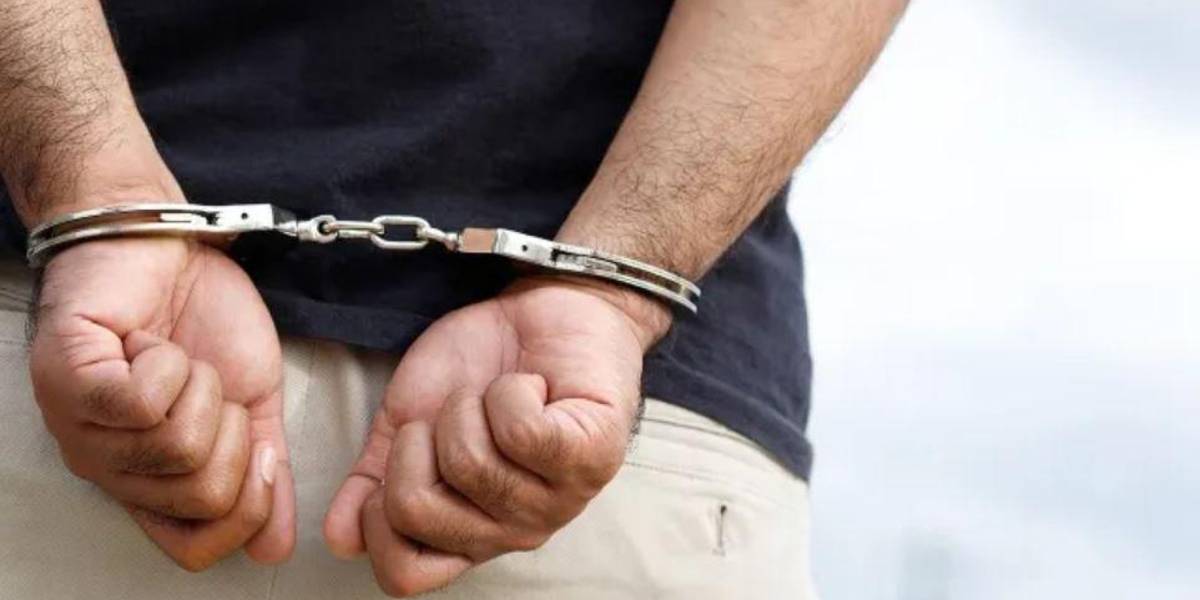 Un hombre buscado por asesinato en Ecuador fue extraditado desde Chile