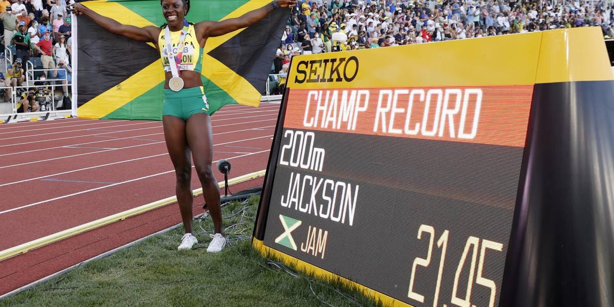 Shericka Jackson se lleva la medalla de oro en los 200 metros planos
