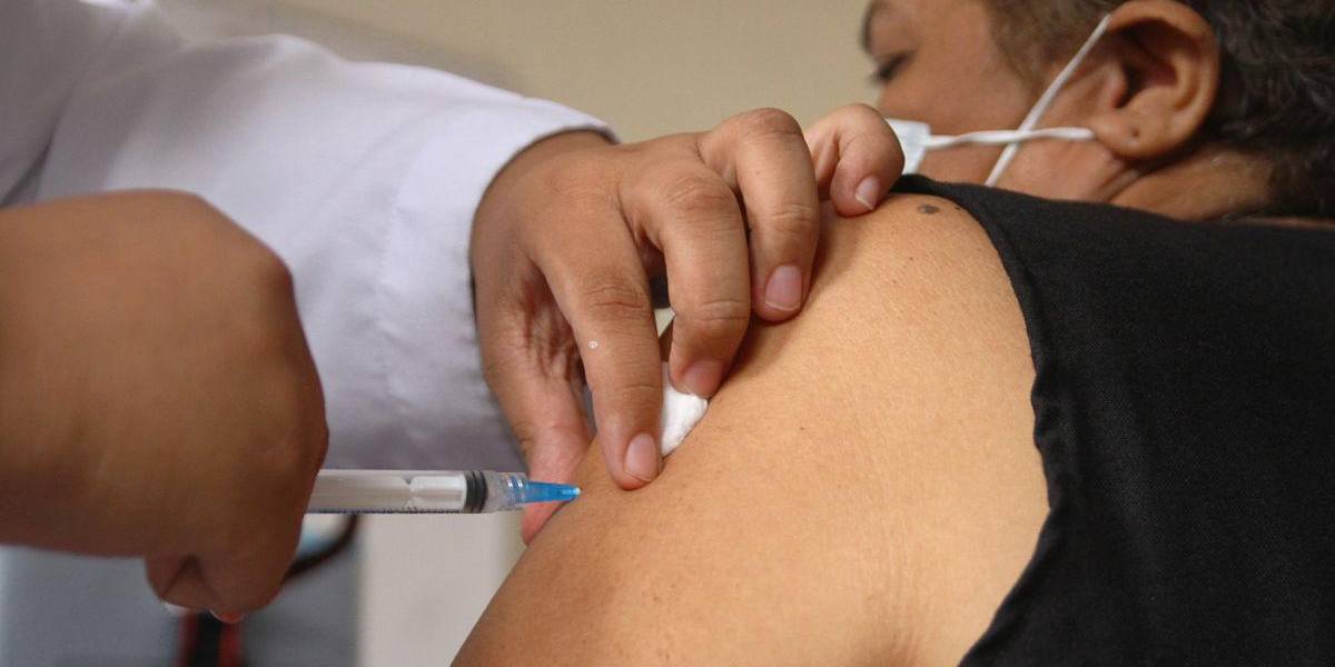 El sábado 10 de julio se inicia vacunación del sector turístico