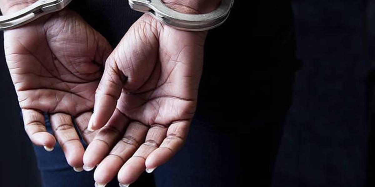 La Corte Provincial de Manabí ordena el arresto de la exjueza de Montecristi que liberó a 25 detenidos