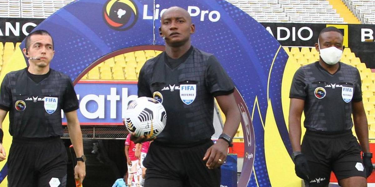 Estos son los árbitros ecuatorianos designados para el Preolímpico Venezuela 2024