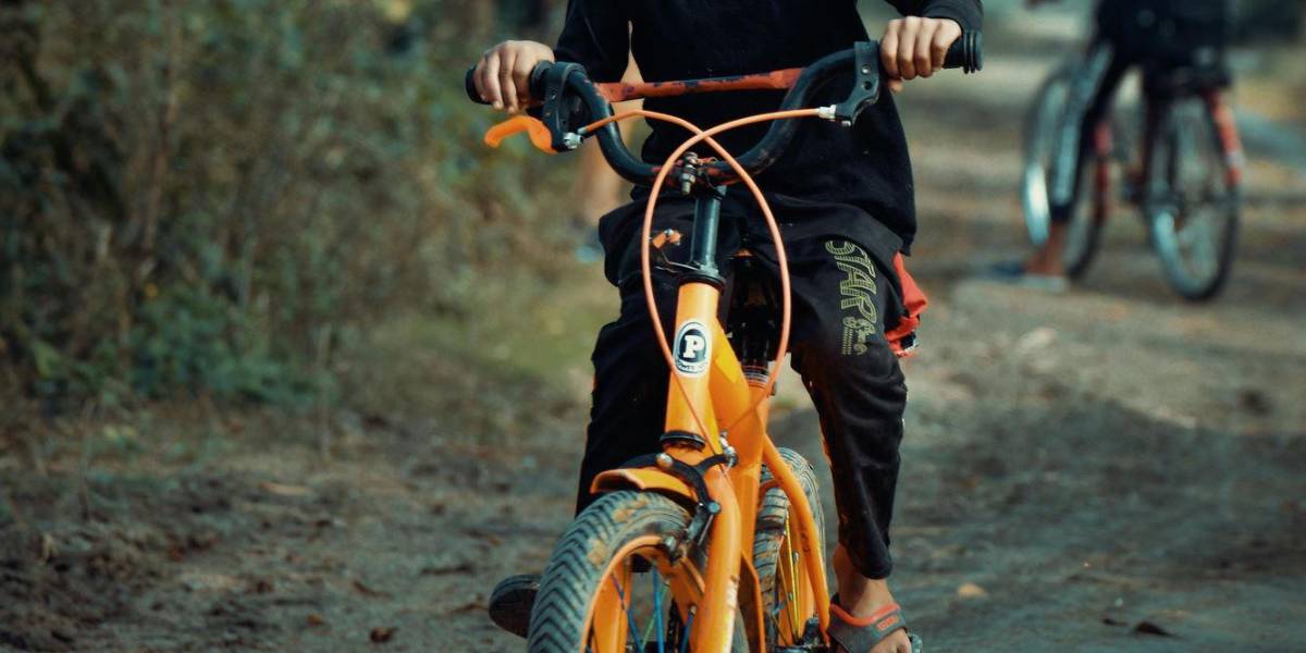 Quito | Un niño de 10 años cayó al río San Pedro y está desaparecido